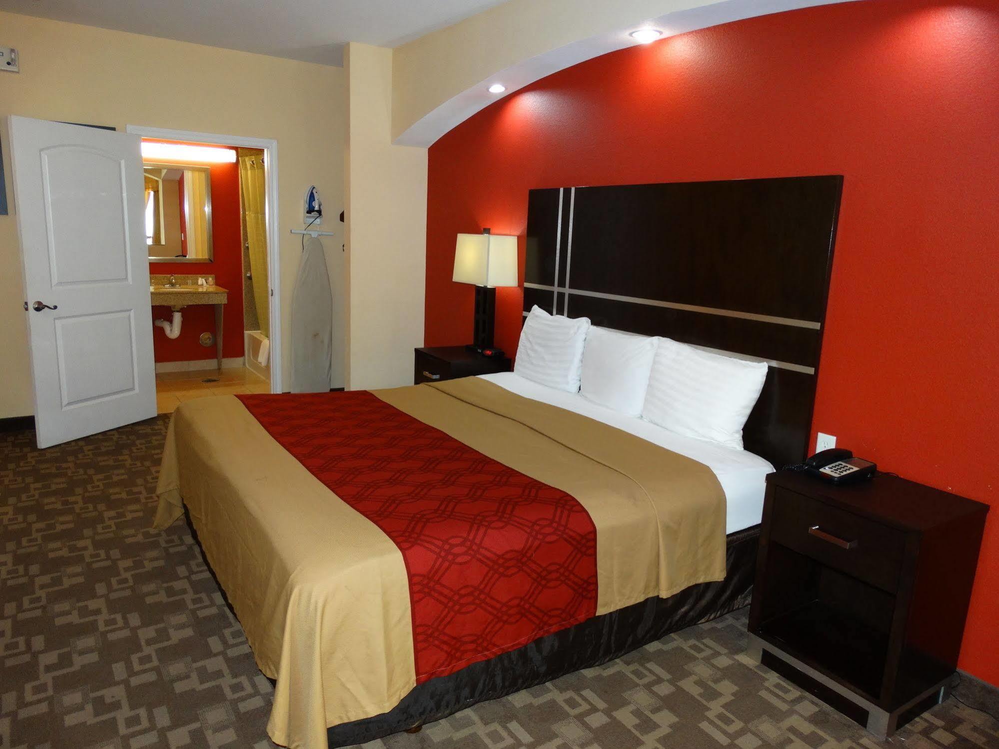 Regency Inn & Suites - Baytown Exterior foto